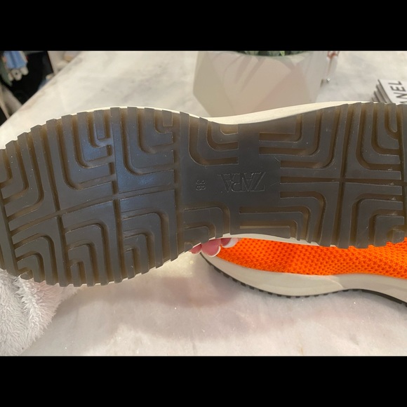 Zara sneakers, brand New, never worn - Picture 4 of 4